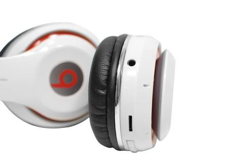 Наушники беспроводные Bluetooth Monster Beats TM-13 с mp3 + FM радио белые
