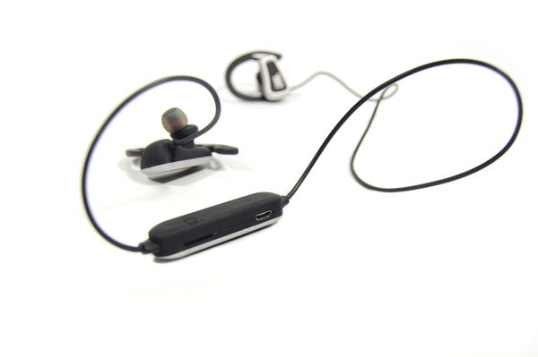 Беспроводные Bluetooth наушники JBL YE-09 (Наушники для спорта с разъемом micro SD)