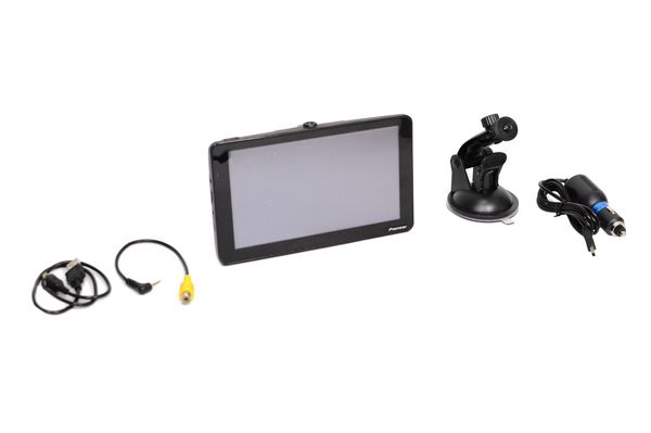Автомобильный планшет Pioneer 733 GPS-навигатор Android (Bluetooth, MP3, MP4)