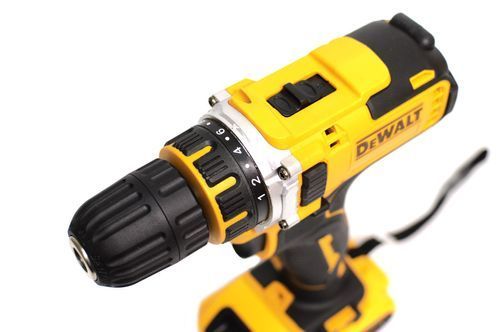 Шуруповерт аккумуляторный DeWALT DCD791 с минимальным набором (ДеВолт с 2-мя аккумуляторами)