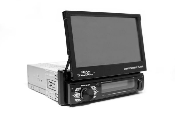 Автомагнитола Pioneer 7120 1DIN с выдвижным экраном 7 "Windows Bluetooth два пульта