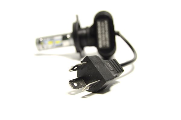 Автомобильные LED лампы Н4 6000К 36W S1 (светодиодные лампы с активным охлаждением)
