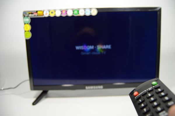 Смарт телевизор Samsung Smart TV Android 24 дюйма + Т2 (Андроид Самсунг смарт тв)